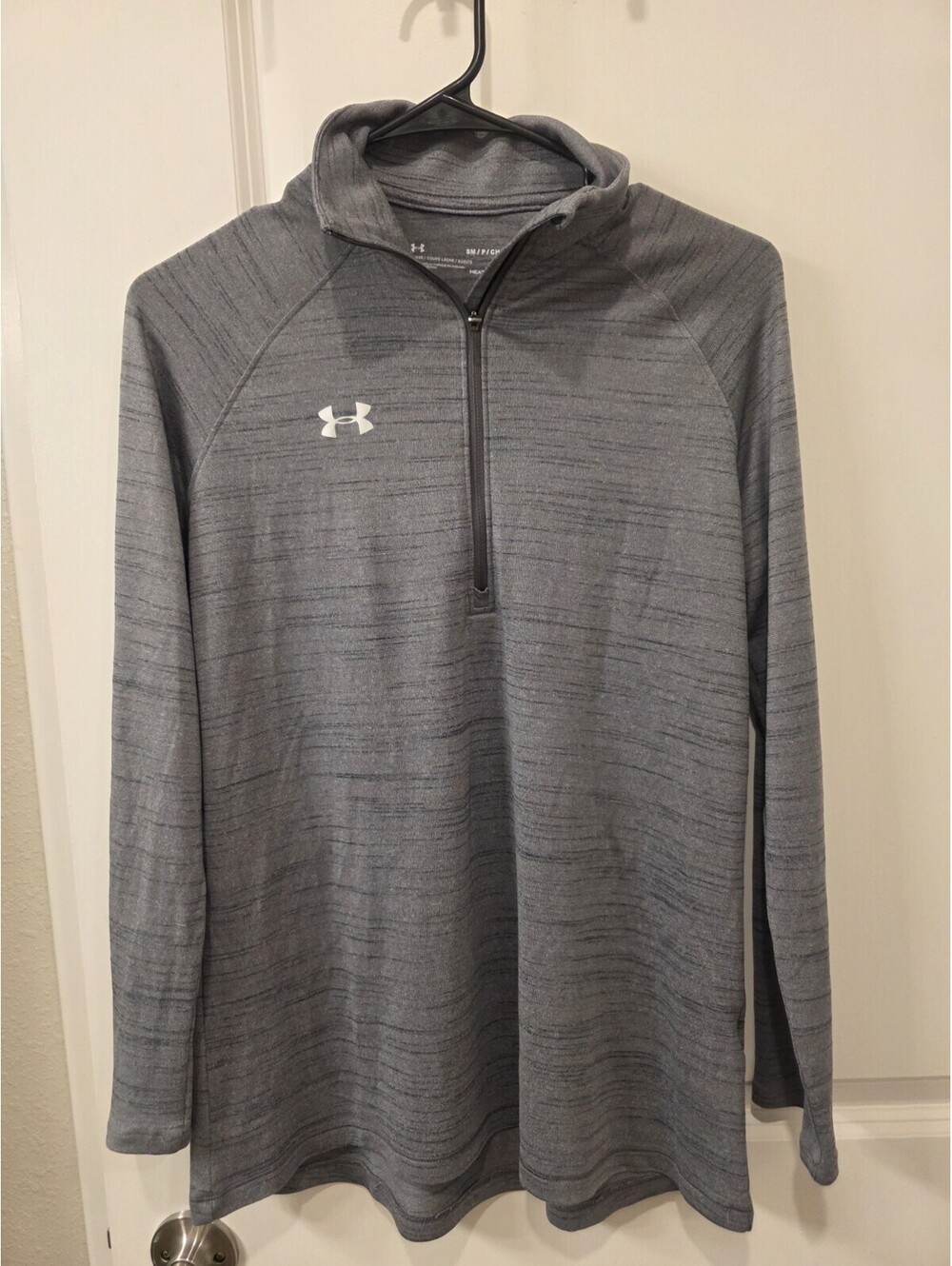 Under Armour Men's Heat Gear Shirt Gray, Quarter Zip, Long Sleeve Size Small